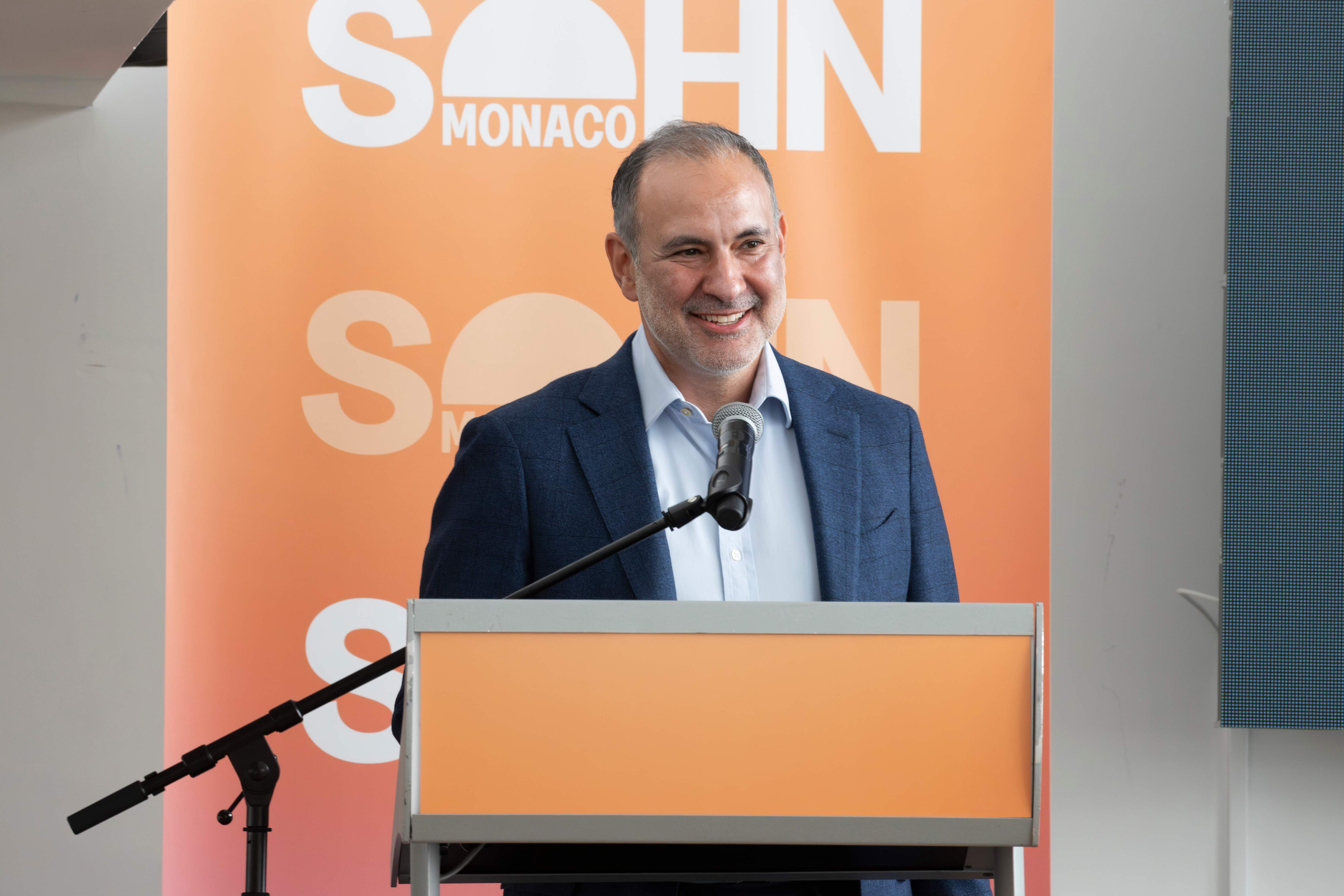 Moni Sternbach, Chief Investment Officer